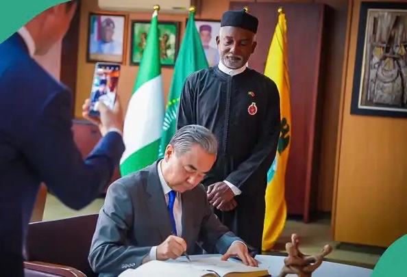 BREAKING: Federal Government Adds Chinese Language to New Curriculum for Secondary Schools