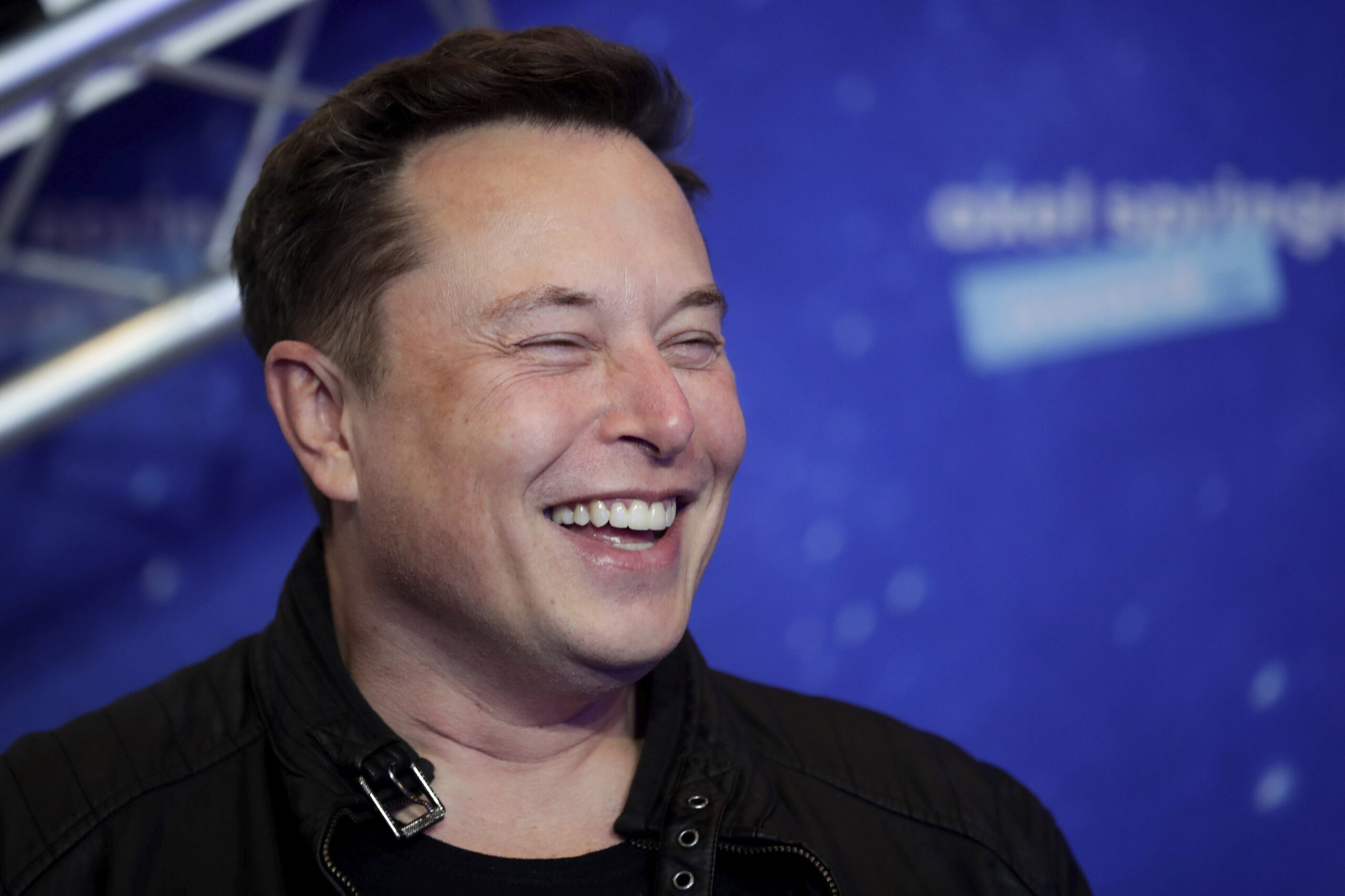 Elon Musk Becomes World’s First Trillionaire After SpaceX Shares Surge on Nasdaq Debut